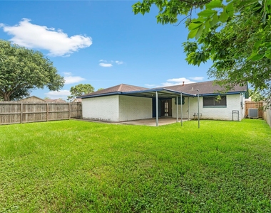 1431 Epsilon Street - Photo Thumbnail 20