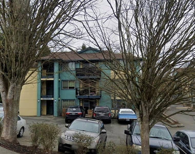 2503 Howard Ave - Photo Thumbnail 5