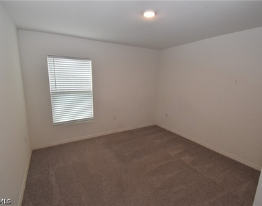 18080 Dublin Avenue - Photo Thumbnail 21