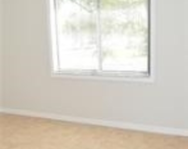 26560 Southern Pines Drive - Photo Thumbnail 16