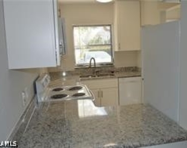 26560 Southern Pines Drive - Photo Thumbnail 6