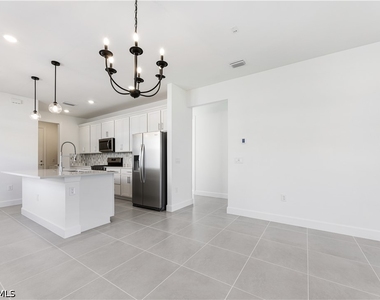 19226 Hinkley Drive - Photo Thumbnail 24
