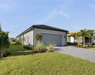 19226 Hinkley Drive - Photo Thumbnail 3