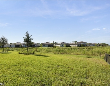 19226 Hinkley Drive - Photo Thumbnail 37