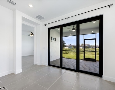 19226 Hinkley Drive - Photo Thumbnail 14