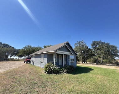 3405 Hwy 290 - Photo Thumbnail 6