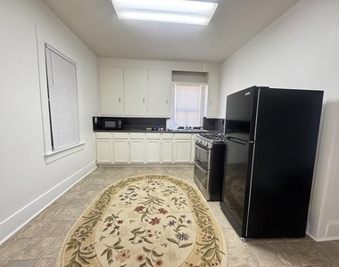 3405 Hwy 290 - Photo Thumbnail 2