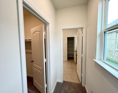 2834 Palamas Lane - Photo Thumbnail 16