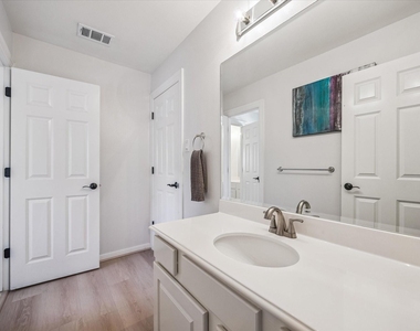 3047 Bonnebridge Way Boulevard - Photo Thumbnail 45