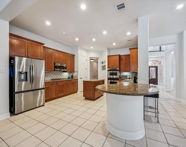 3047 Bonnebridge Way Boulevard - Photo Thumbnail 16