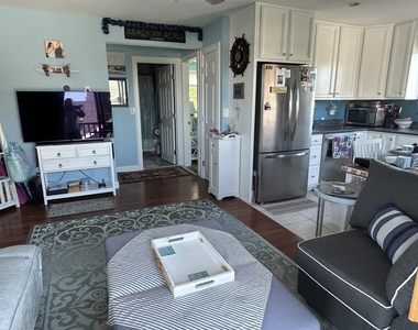 971 Ocean - Photo Thumbnail 2
