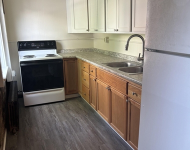 75 North Main - Photo Thumbnail 3