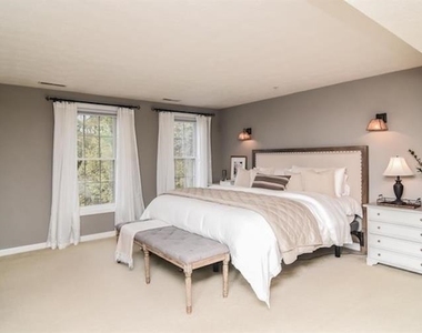 14 Georgetowne - Photo Thumbnail 14