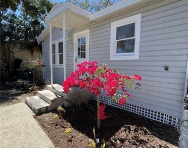 26900 N Riverside Drive - Photo Thumbnail 1