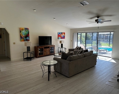 3402 Se 11th Avenue - Photo Thumbnail 20