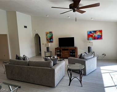 3402 Se 11th Avenue - Photo Thumbnail 19