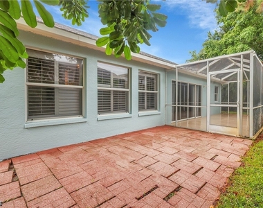 22203 Seashore Circle - Photo Thumbnail 42