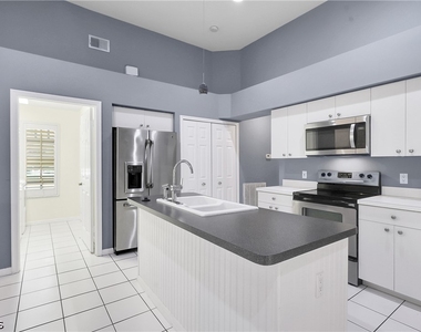 22203 Seashore Circle - Photo Thumbnail 11
