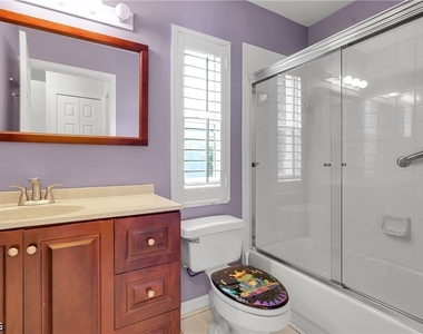 22203 Seashore Circle - Photo Thumbnail 31