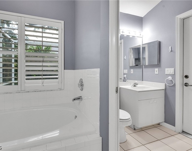 22203 Seashore Circle - Photo Thumbnail 26