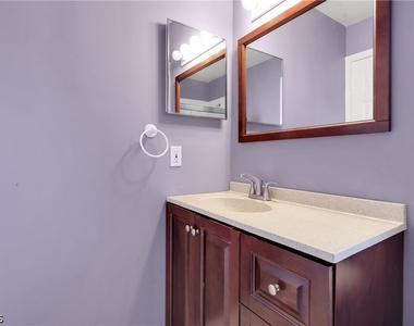 22203 Seashore Circle - Photo Thumbnail 32