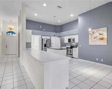 22203 Seashore Circle - Photo Thumbnail 18