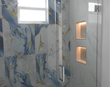 320 Poplar Street - Photo Thumbnail 19