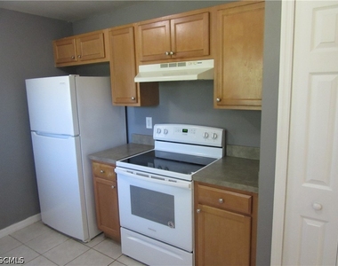 922 Eisenhower Boulevard - Photo Thumbnail 13
