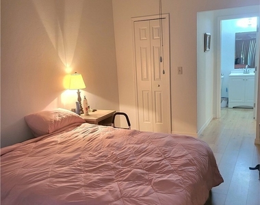 1433 Sw 51st Lane - Photo Thumbnail 3