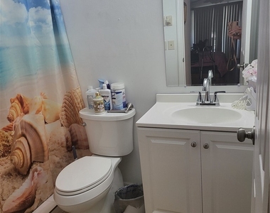 1433 Sw 51st Lane - Photo Thumbnail 13