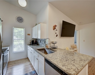 1433 Sw 51st Lane - Photo Thumbnail 11