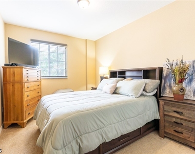 8713 Pegasus Drive - Photo Thumbnail 25