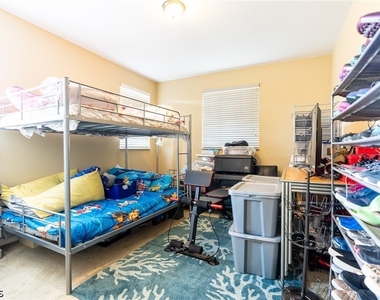 8713 Pegasus Drive - Photo Thumbnail 23