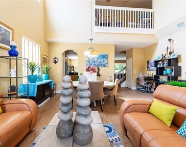 8713 Pegasus Drive - Photo Thumbnail 6