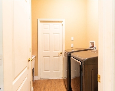 8713 Pegasus Drive - Photo Thumbnail 39