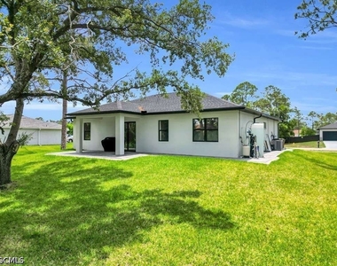 1914 Sunniland Boulevard - Photo Thumbnail 17