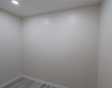2222 Unity Avenue - Photo Thumbnail 8