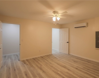 2222 Unity Avenue - Photo Thumbnail 7