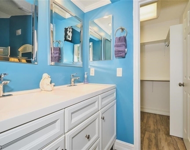 14652 Sagamore Court - Photo Thumbnail 12