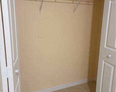 4545 26th Street Sw - Photo Thumbnail 10