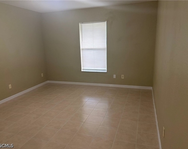 4545 26th Street Sw - Photo Thumbnail 5