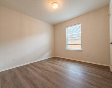 6015 Ida Rose Court - Photo Thumbnail 25