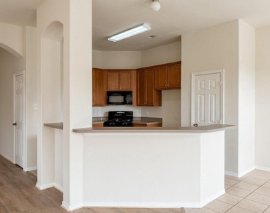 6015 Ida Rose Court - Photo Thumbnail 14