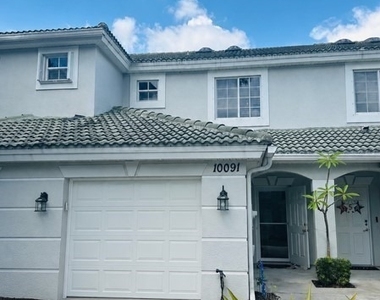 10091 Pacific Pines Avenue - Photo Thumbnail 4