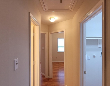 15427 Truslow Point Lane - Photo Thumbnail 20