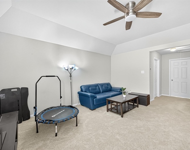 21319 Tropisea Drive - Photo Thumbnail 15