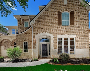 50 Marquise Oaks Place - Photo Thumbnail 3