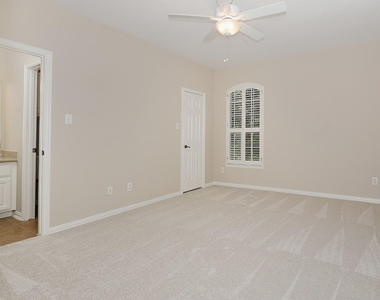 50 Marquise Oaks Place - Photo Thumbnail 34