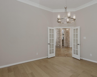 50 Marquise Oaks Place - Photo Thumbnail 10