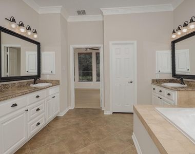 50 Marquise Oaks Place - Photo Thumbnail 26